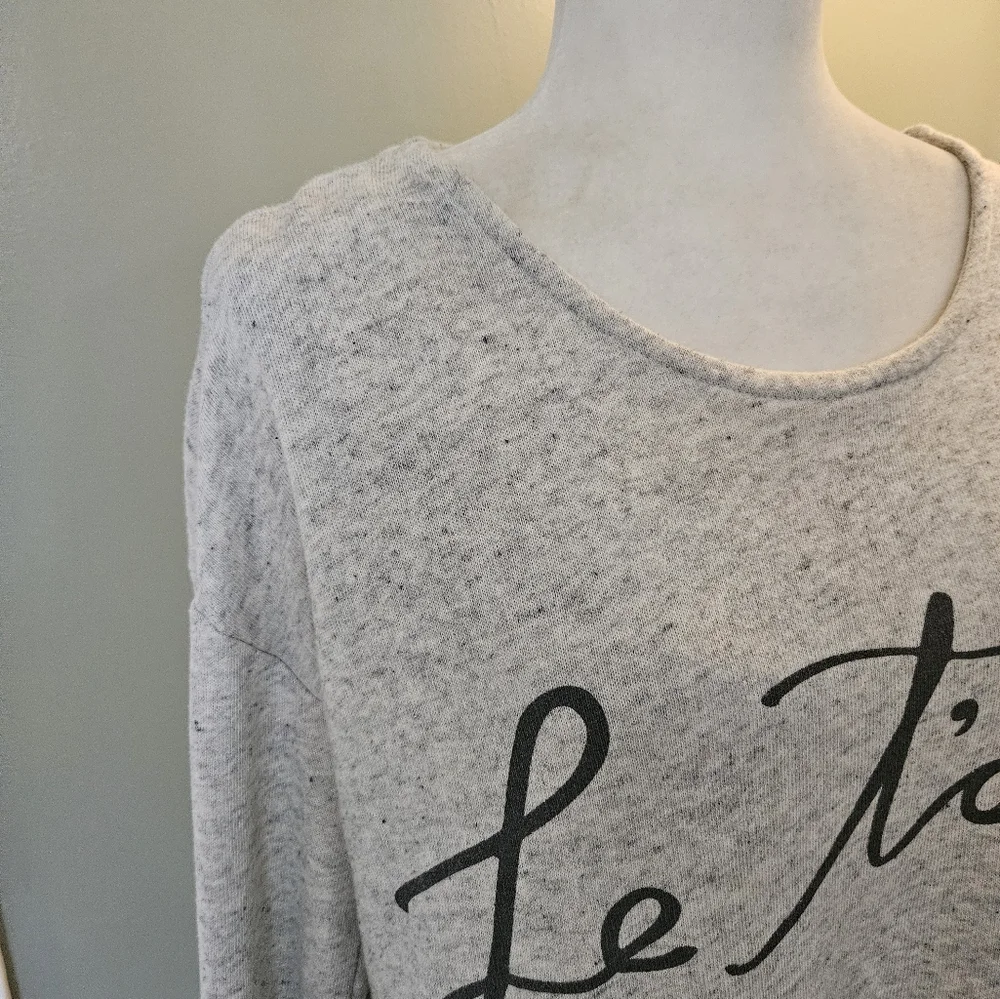 Forever 21 Gray Long Sleeve Sweater with 